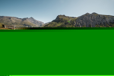 Randonneurs sur les sentiers de Tignes